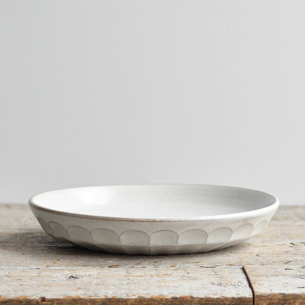 Facet Deep Dinner Plate - Snow White