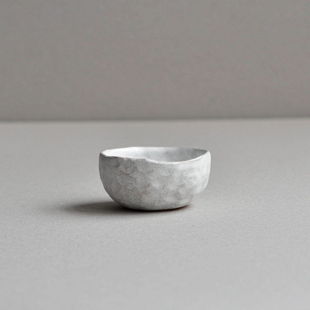 Hand Moulded Condiment Bowl, Snow White