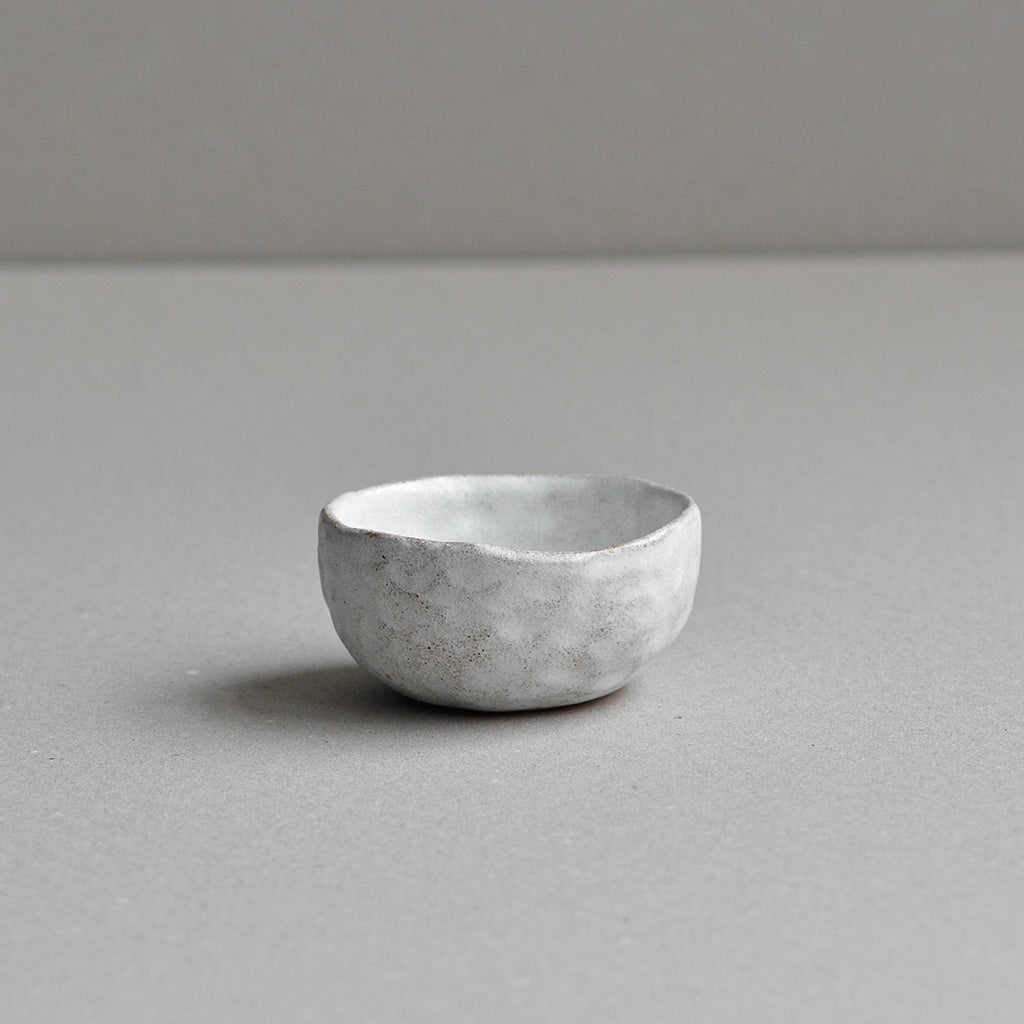 Hand Moulded Condiment Bowl, Snow White