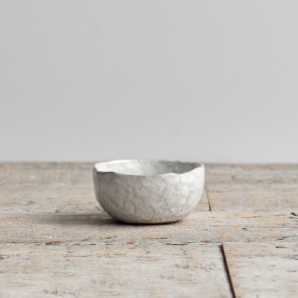 Hand Moulded Condiment Bowl, Snow White