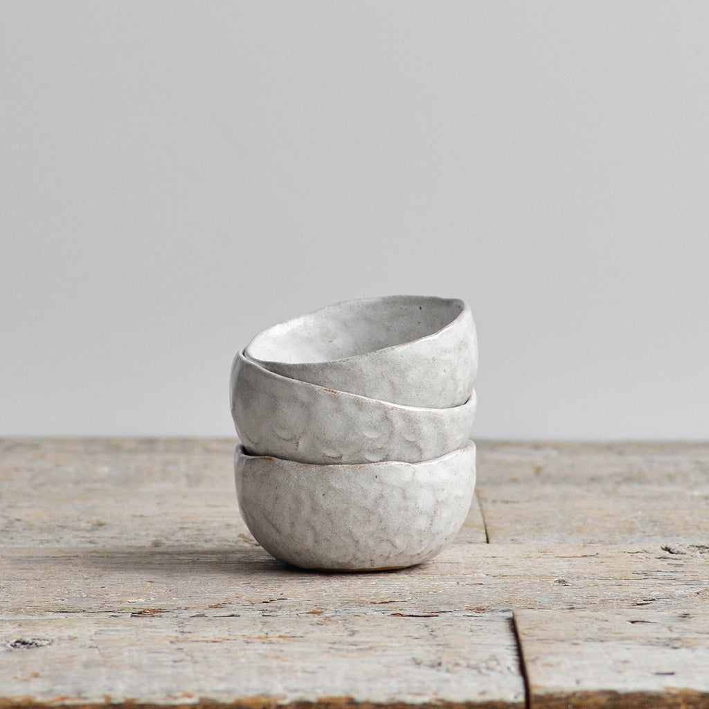 Hand Moulded Condiment Bowl, Snow White