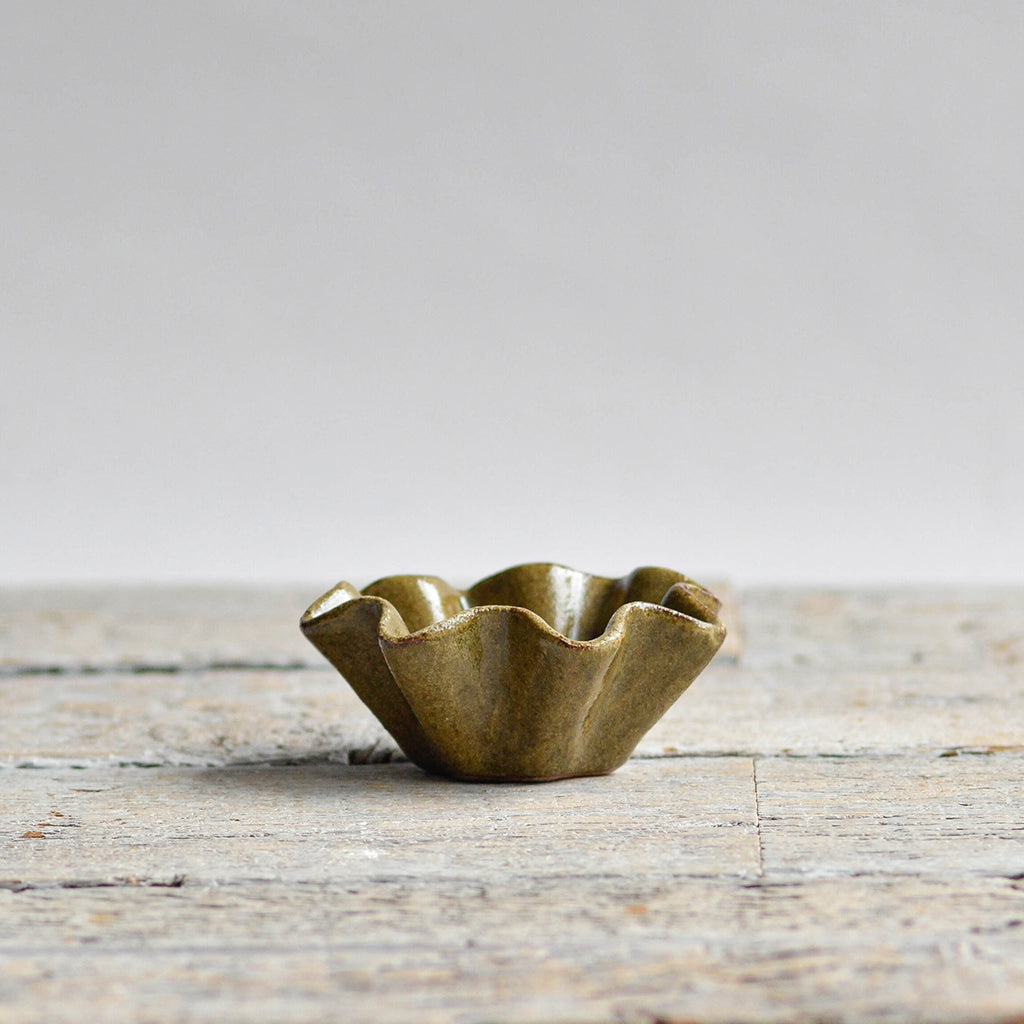 Ruffled Condiment Bowl, Green