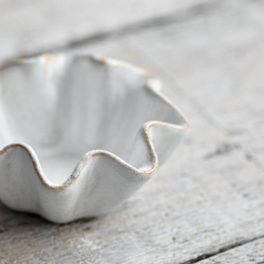 Ruffled Condiment Bowl, Snow White