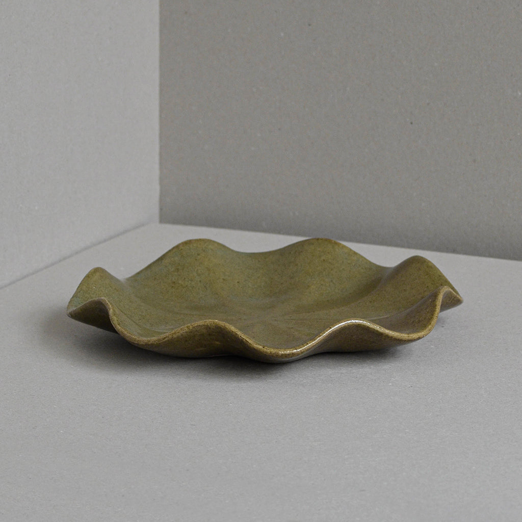 Water Lily Plate, Large, Green