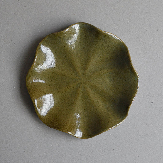 Water Lily Plate, Large, Green